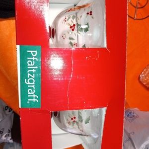 Pflatzgraff pedistal dessert bowls